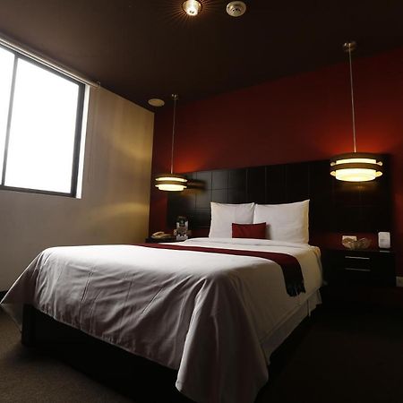 Hotel Ginebra Лима Екстериор снимка