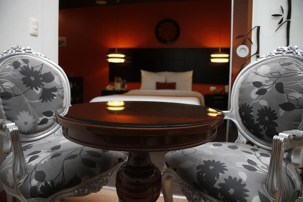 Hotel Ginebra Лима Екстериор снимка