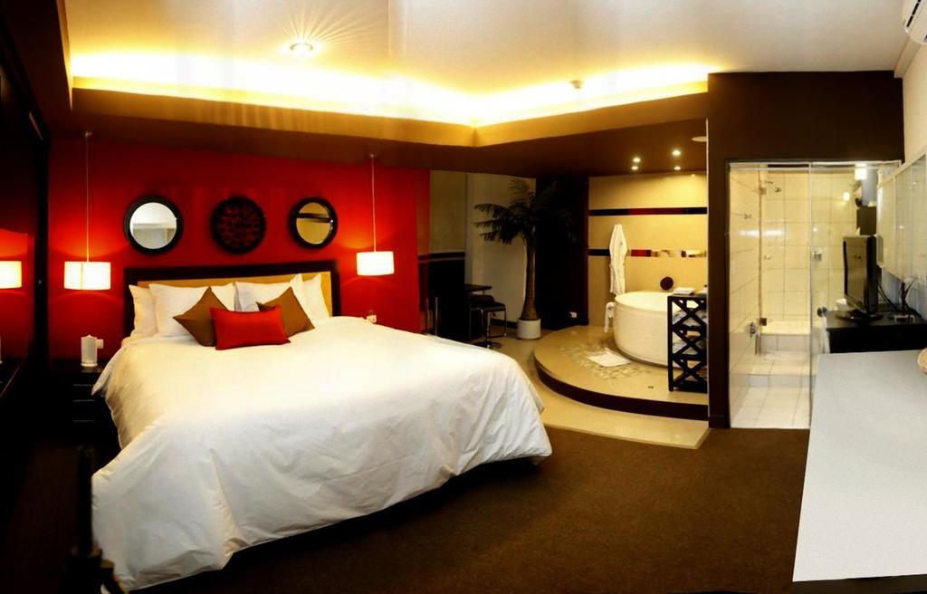 Hotel Ginebra Лима Екстериор снимка