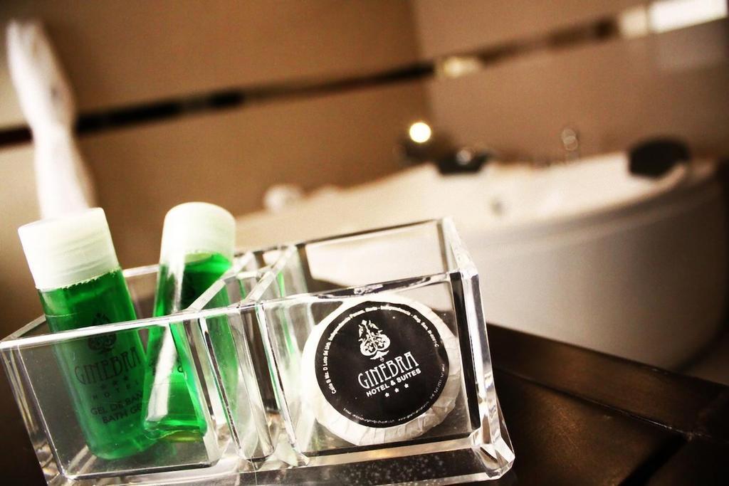 Hotel Ginebra Лима Екстериор снимка