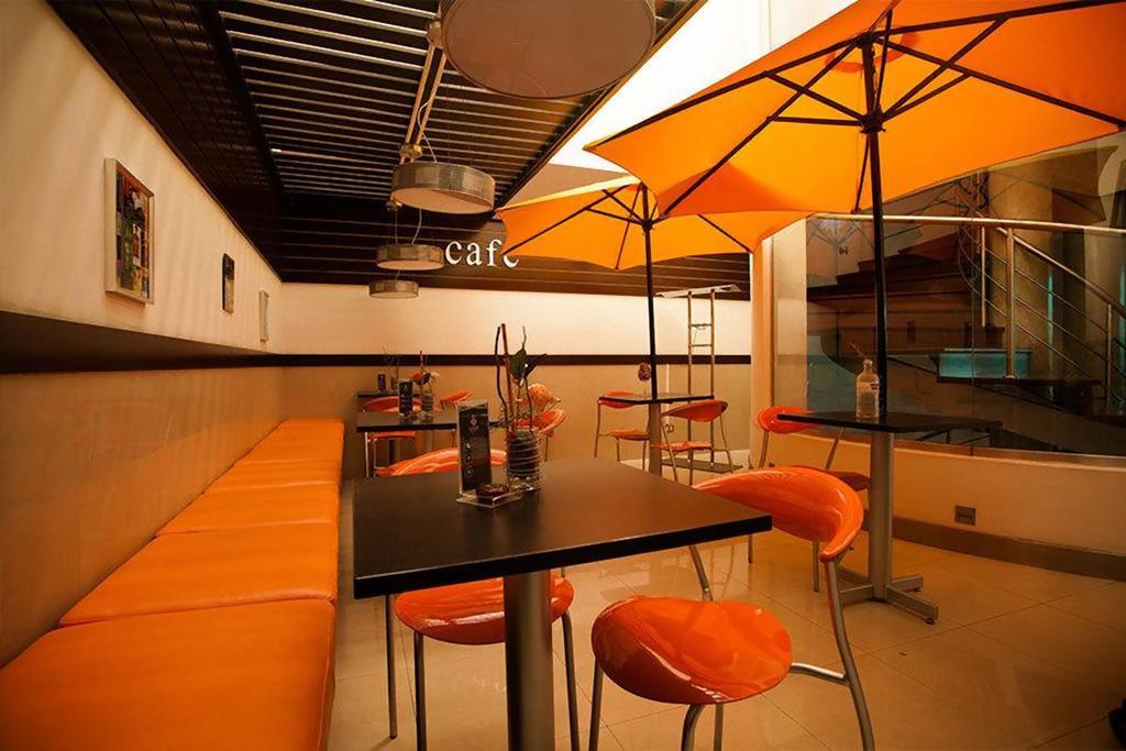 Hotel Ginebra Лима Екстериор снимка