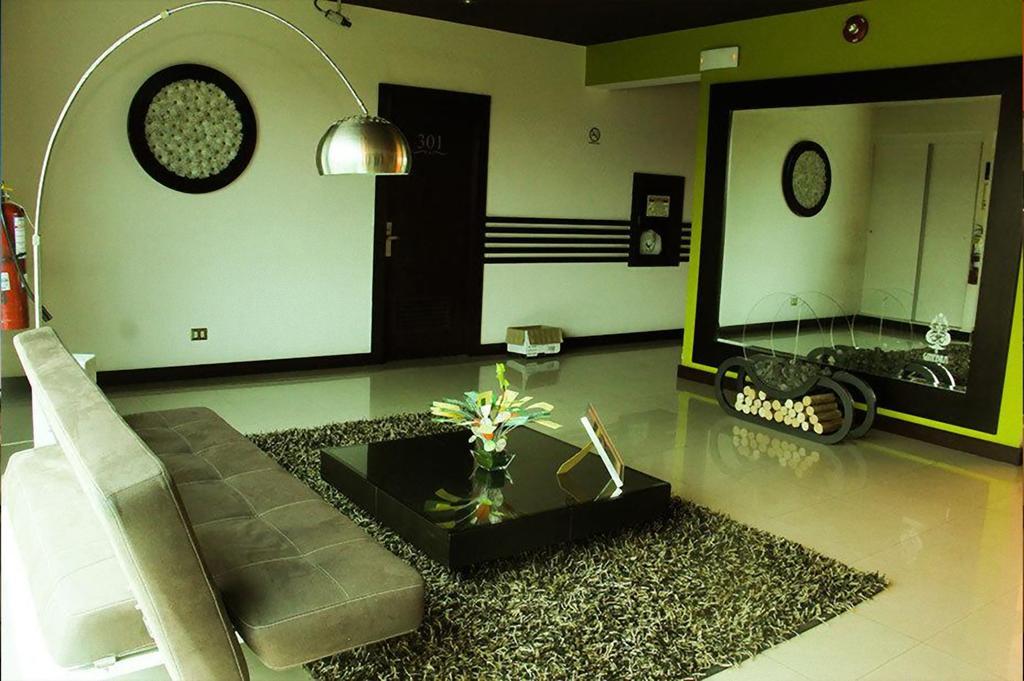 Hotel Ginebra Лима Екстериор снимка